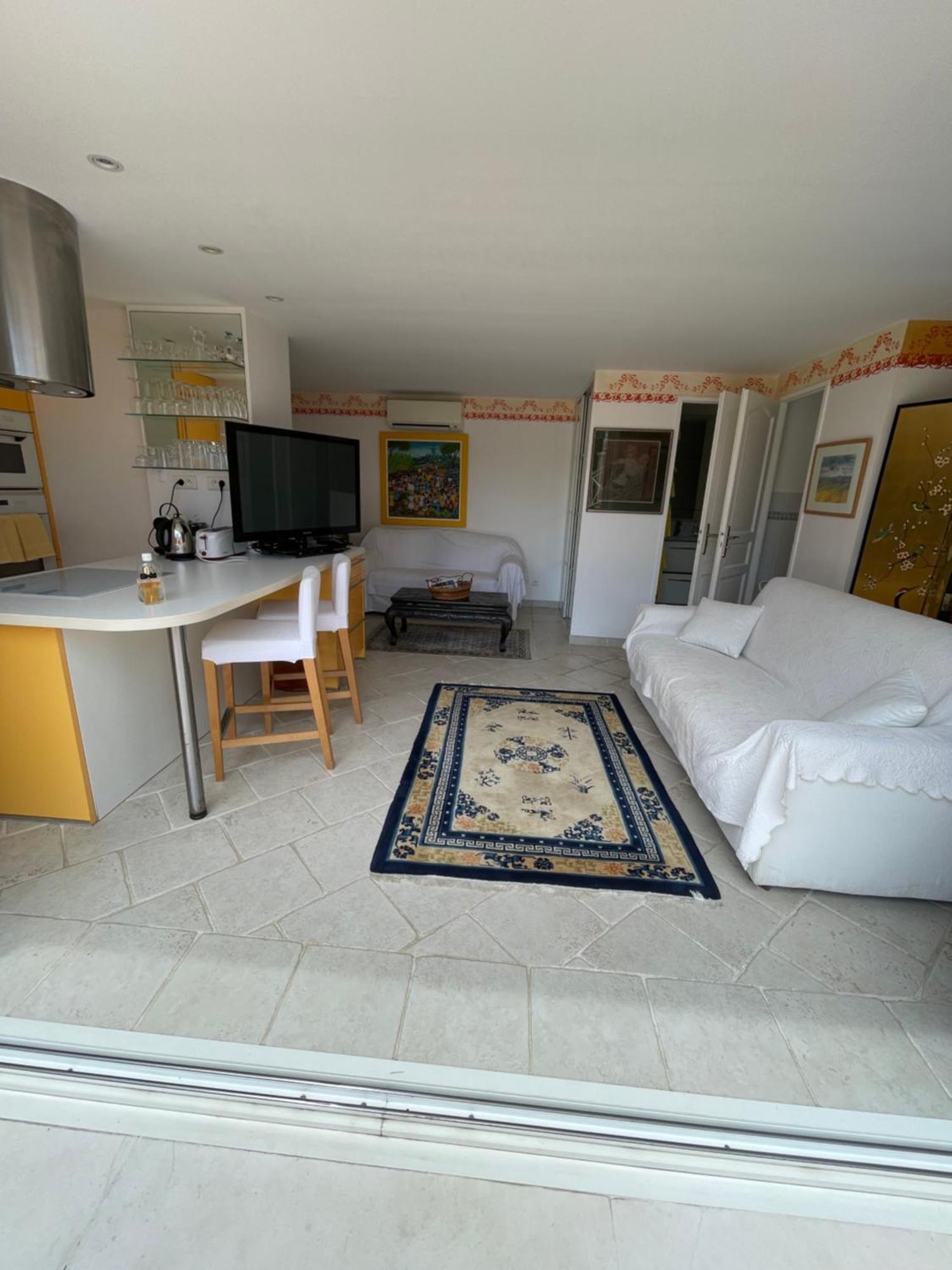La Tarentane Hotel Grimaud Eksteriør billede