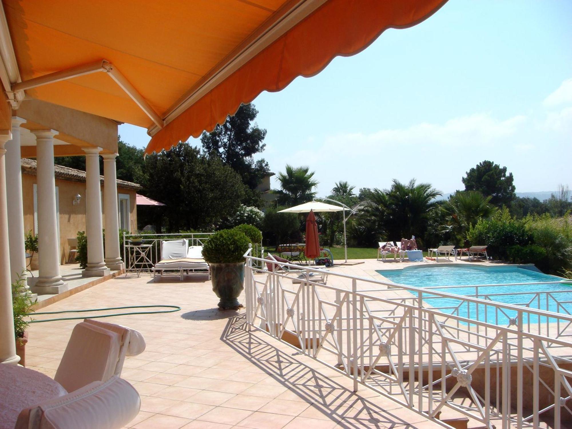 La Tarentane Hotel Grimaud Eksteriør billede