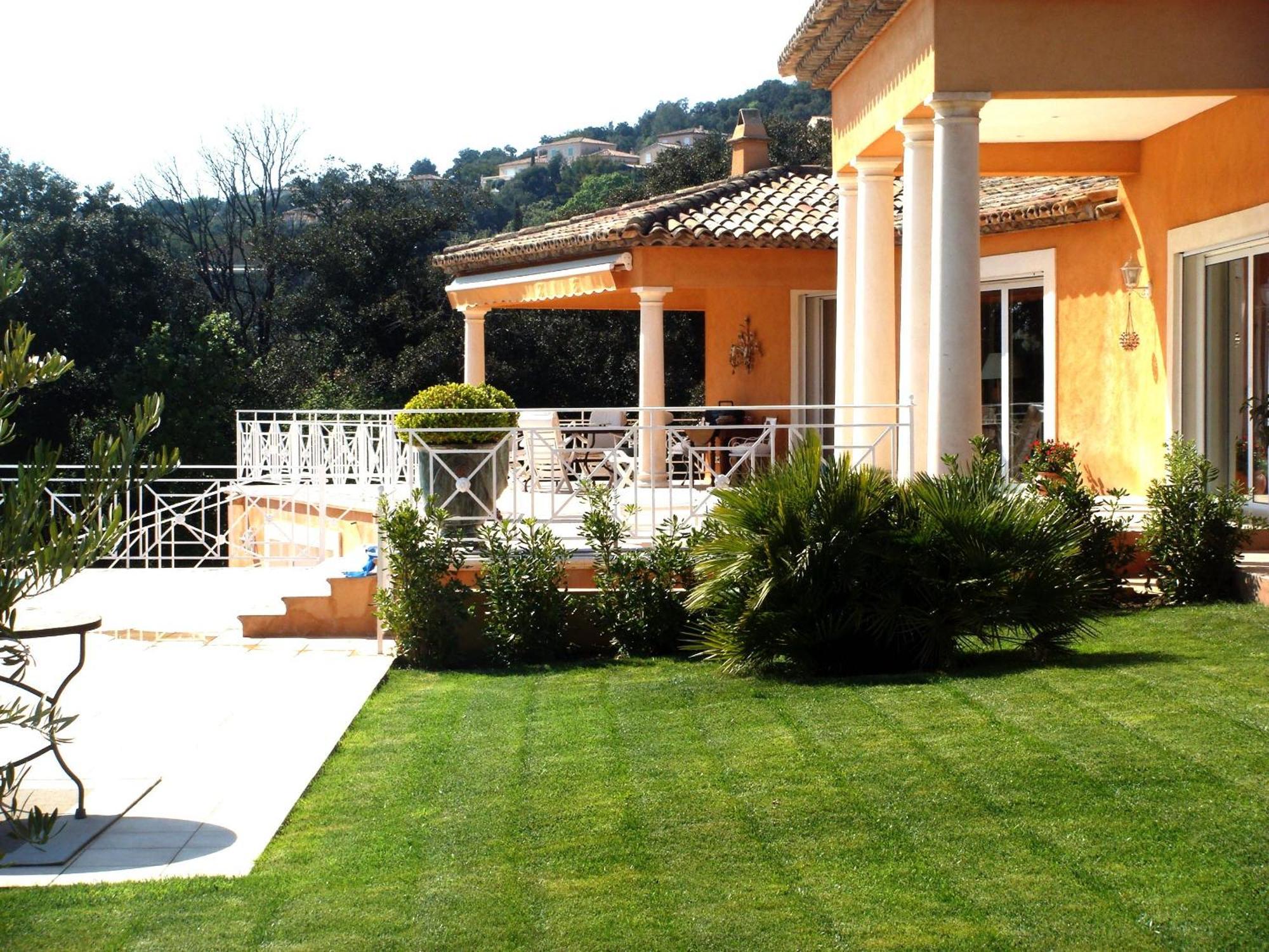 La Tarentane Hotel Grimaud Eksteriør billede