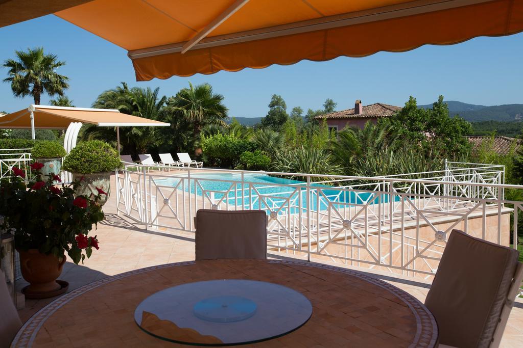 La Tarentane Hotel Grimaud Eksteriør billede